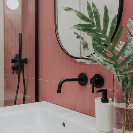 No. 7 - Bold Marsala - Marina